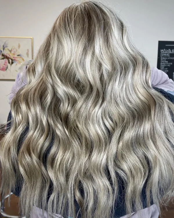 Platinum dimensional color by Halo Salon in Crystal Springs, MS